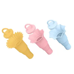 3-Pack Silicone Popsicle Holders, Foldable No-Mess Drip-Free Ice Cream Sticks for Kids (Home & Festive Party Supplies)