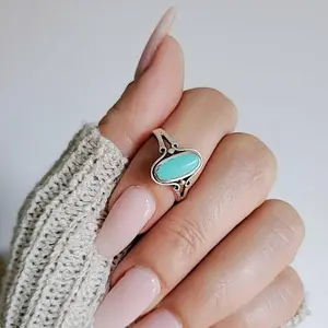 Sterling Silver Oval Turquoise Ring