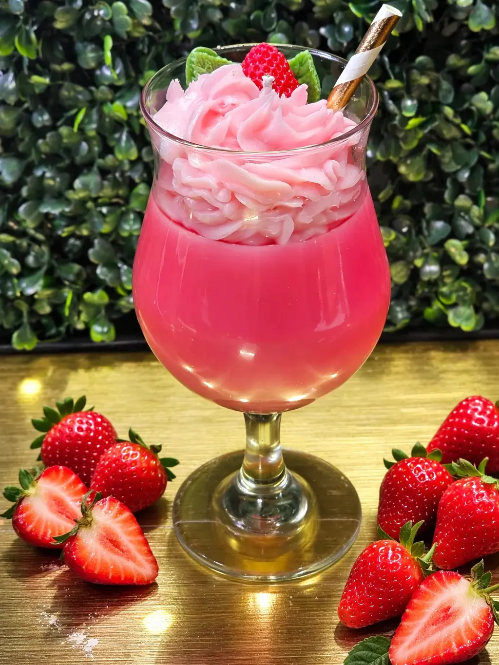 Strawberry Daiquiri Drink Candle