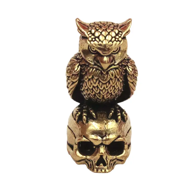1pcs Mini Brass Owl Over Skeleton Figurine, Home Decor Tea Pet Display, Halloween Gift for Literature Enthusiasts & Animal Lovers