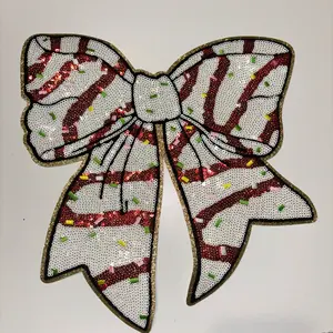 CHRISTMAS CAKE BOW SEQUIN PATCH - iron on