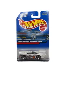 Hot Wheels 95 Camaro Convertible Diecast