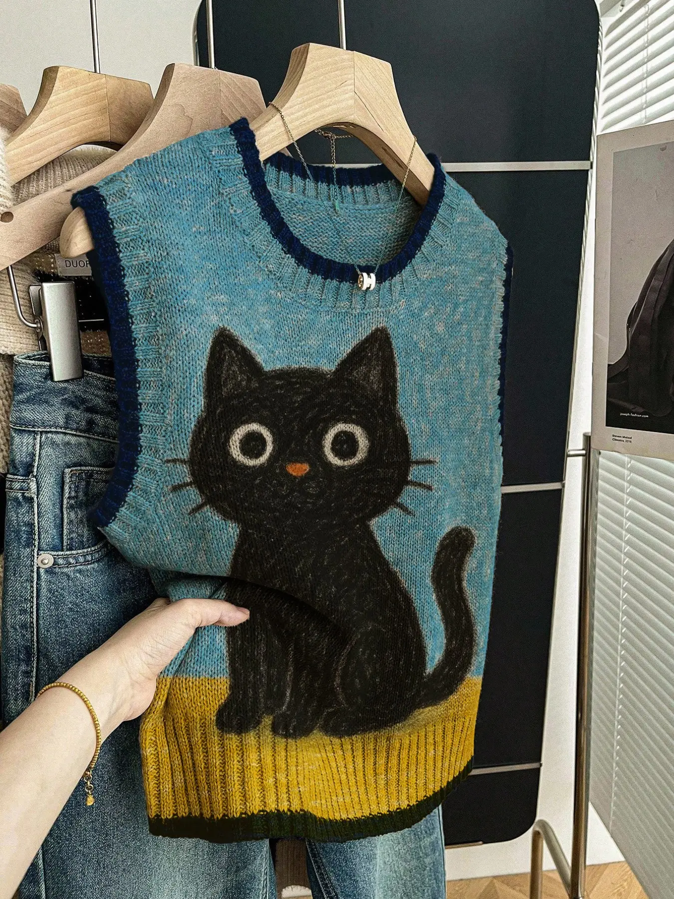 Women's Fitted Knit Top, Cartoon Pattern Design, Casual Style, Blue Color, Perfect for Spring & Fall, Daily Wear, Womenswear, Knitwear, Knitted