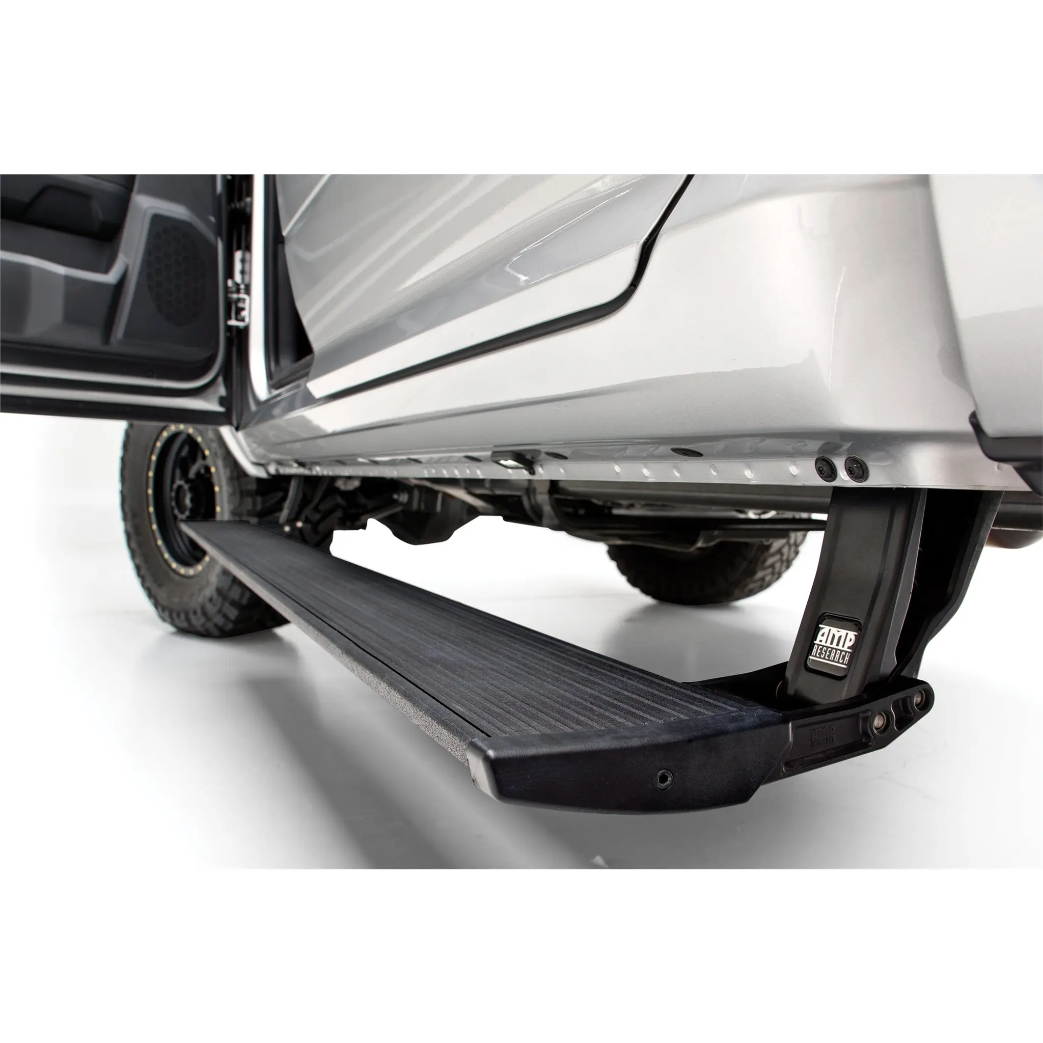 Powerstep Plug-N-Play Retractable Running Boards