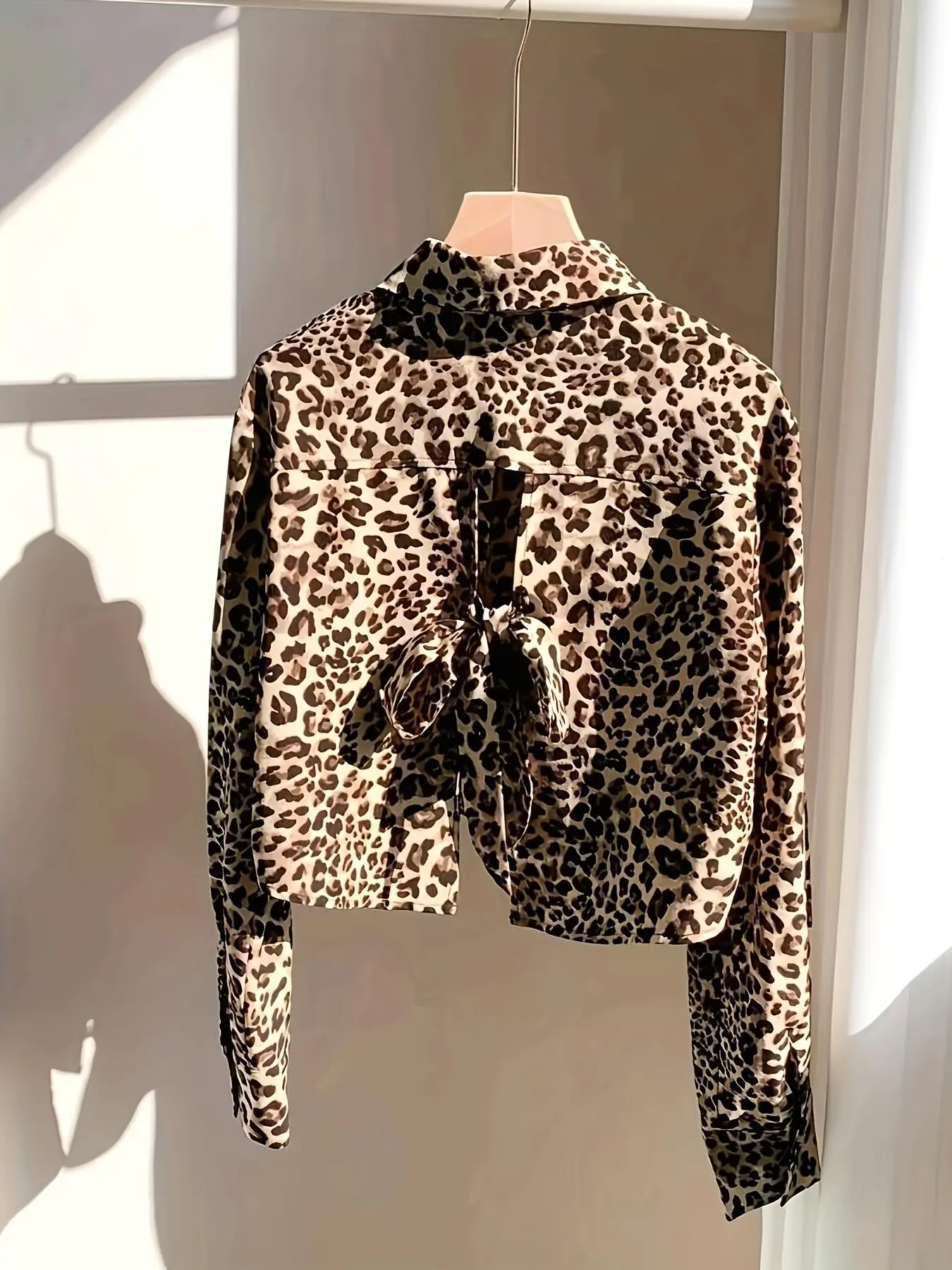 Women's Leopard Print Shirt Elegant Unique Top, Stylish Animal Pattern Blouse for Casual Wear, Fashionable Ladies' Clothing Long Sleeve, Casual Trendy Shirt Blouse Shirts