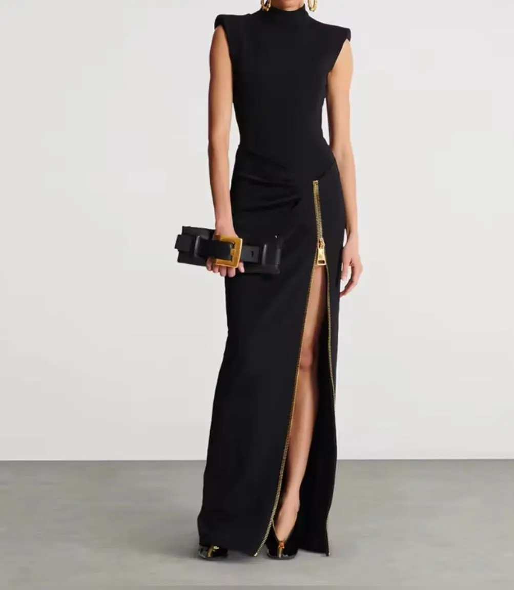 NEW $398 The Noir Structured Column Zip Dress - TikTok Shop