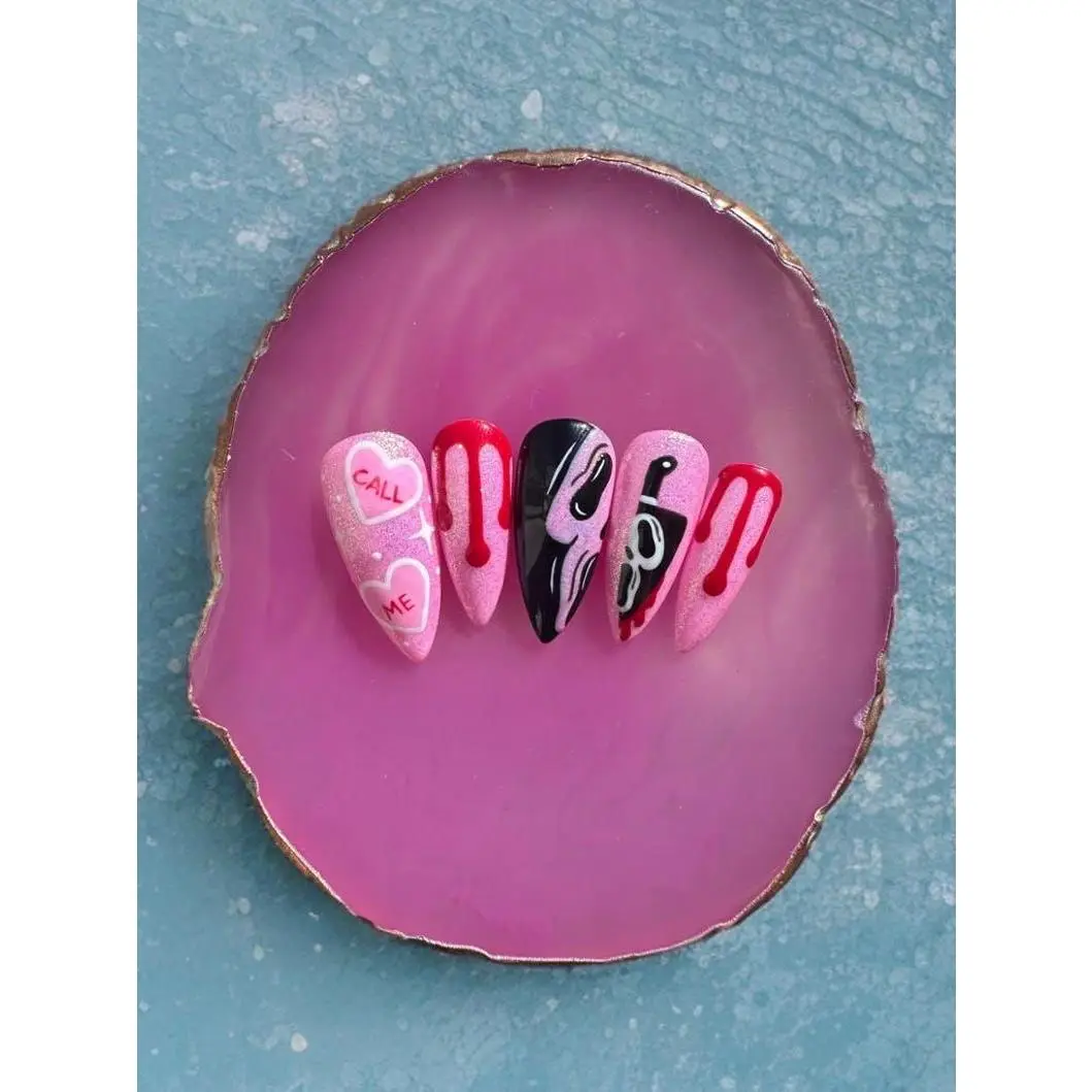 SCREAM LOVE Set | Horror Nails | Ghost Face Nails | Fake Nails | Press On Nails | Halloween Nails | Valentines Nails Nail Art Kit Nail Box backtoschool