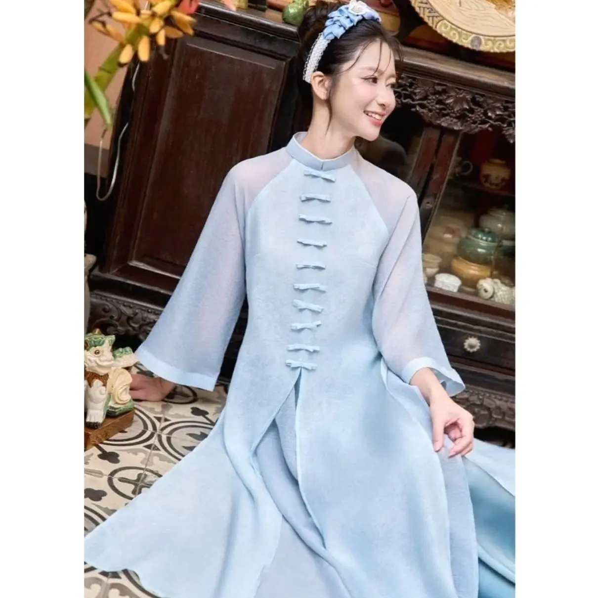 Traditional Vietnamese Brocade Ao Dai Set – Elegant Long Tunic & Wide-Leg Pants