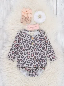 Ribbed Henley & Bloomers Outfit Ribbed Henley & Bloomers Outfit