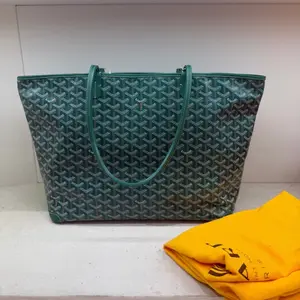 Pre-owned Goyard canvas Tote Bags Saint Louis Tote gereen mm 20598828