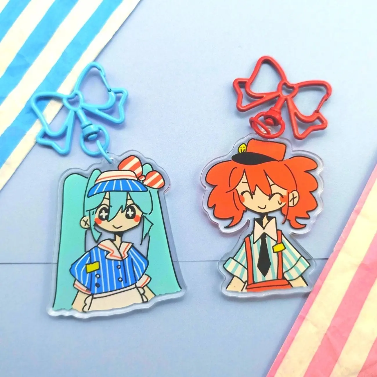 2 ops miku and teto mesmerizer keychains
