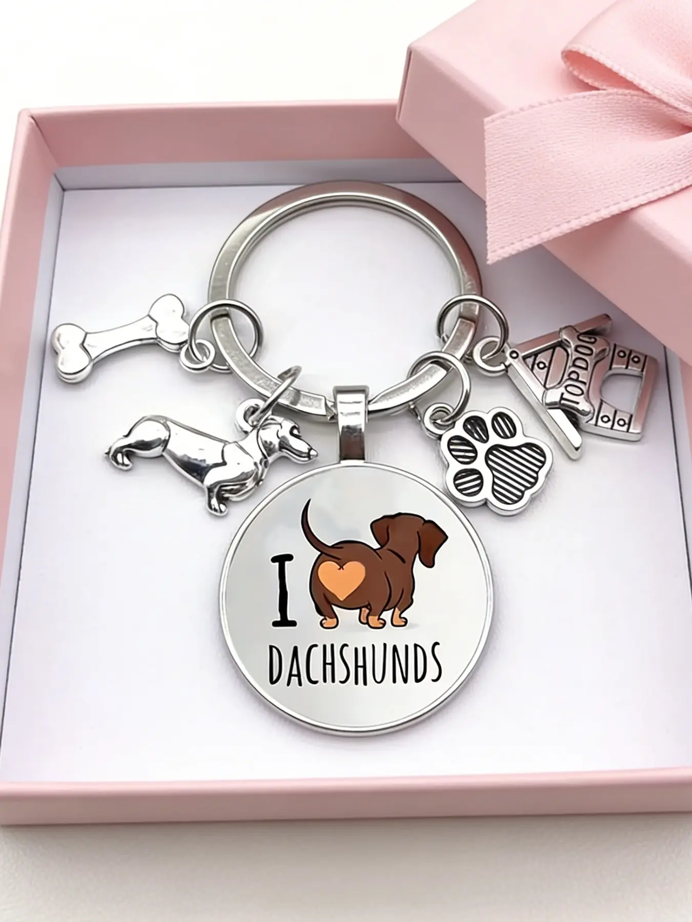 1pc Butt Heart Loves My Dachshund Bone Dog House Keychain Time Handmade Pet Dog Time Key Ring,Cute Animal Dog Keychain,Husband Gift,Bag Charm,Keychain For Bags, Keychain Accessory, Keyring