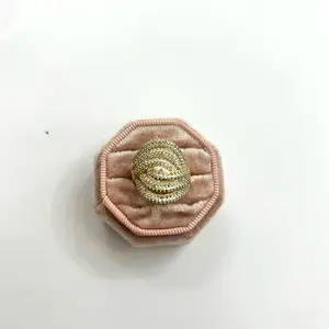 Women's Anillos de Mujer - Elegant Jewelry with Luxurious Design and Dazzling Stones