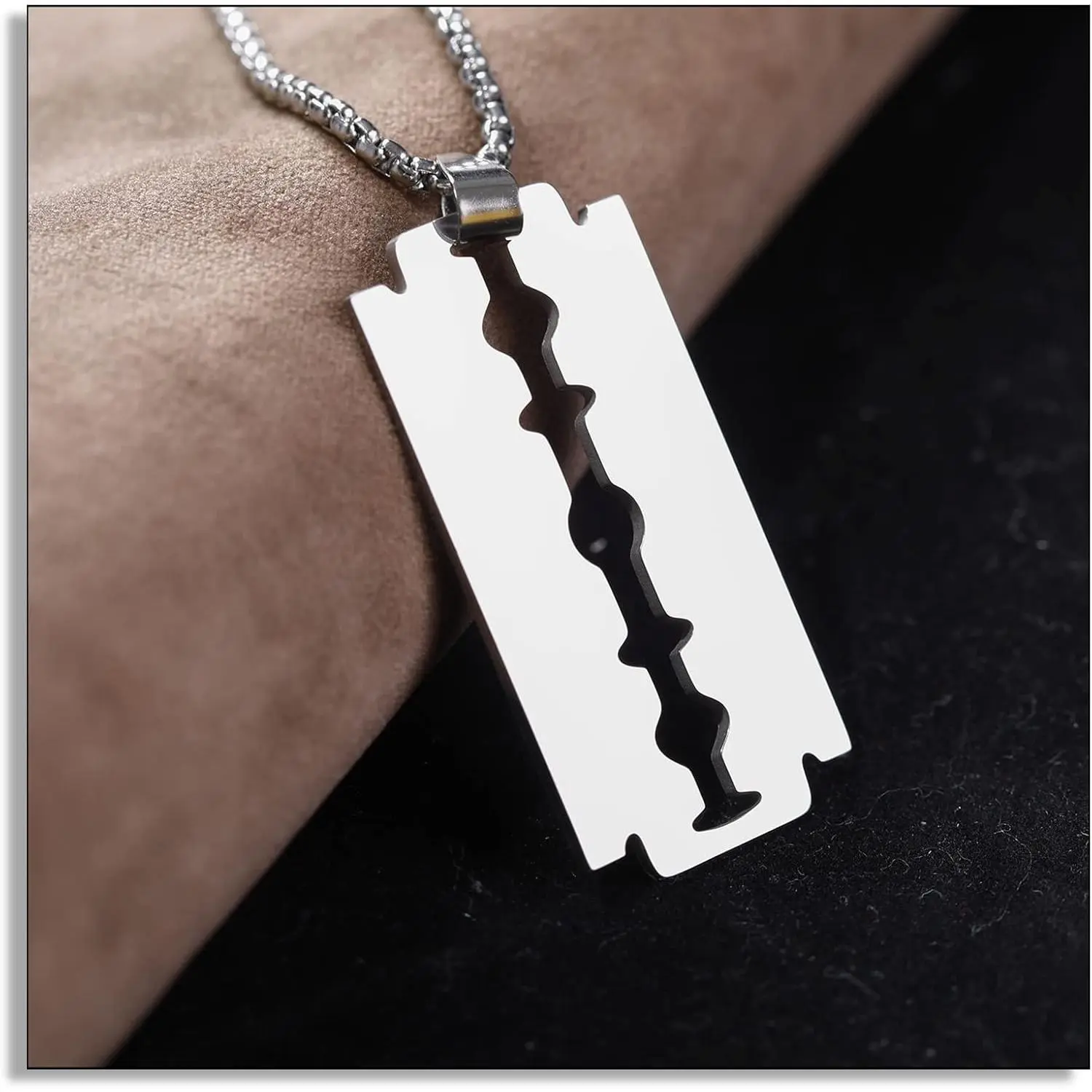 Men's Punk Blade Shape Razor Pendant Necklace, 316L Stainless Steel Jewelry Accessory with 20-in Box Chain, 21mm, 47mm Height, Ideal for Girlfriend's/Lover's Birthday Gift