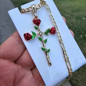 Cruz con rosa roja necklace gold plated