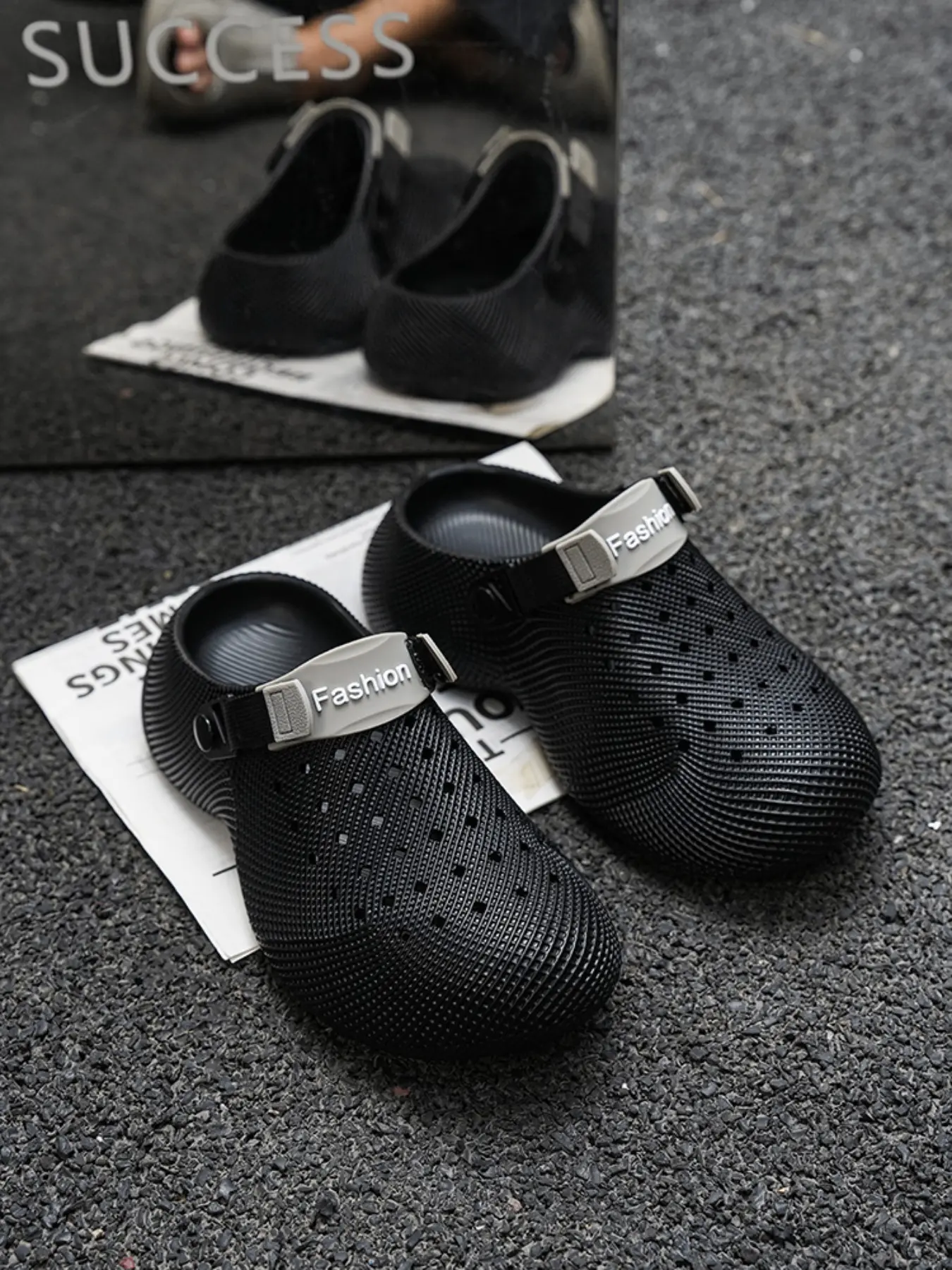 Unisex 3D Clogs Ultra Lightweight EVA Material Non Slip Wear Resistant Outdoor Summer Casual Sports Sandals for Men Women Comfortable Breathable Daily Walking Beach Athletic Slip On Shoes