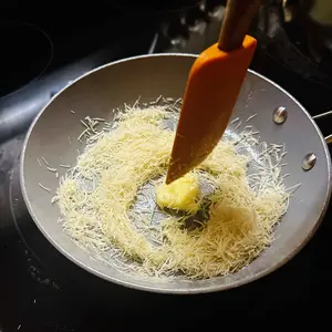 Chocbox Dubai Chocolate Pistachio Knafeh Stuffed Chocolate Bar Kit With Reusable Chocolate Bar Mold