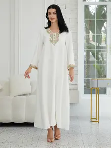 Elegant Women's Embroidered Floral Patchwork Dress, V Neck Long Sleeve Maxi Dress, Arabic Style Fashion, Perfect for Special Occasions