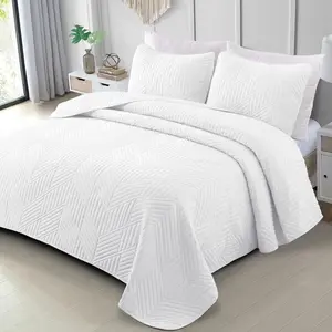 Ultrasonic Twin Bedding Set, Lightweight White Bedspreads Soft Geometric Coverlet Set for All (1 and 1 Pillow Sham)
