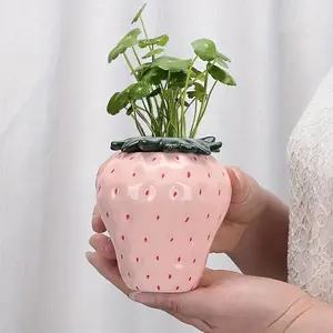 Strawberry Vase Flower Arrangement Ceramic Ornament Hydroponic Living Room Desktop Flower Arrangement Flower Pot Entryway Home Fresh Decorations Grass Flower Arrangement