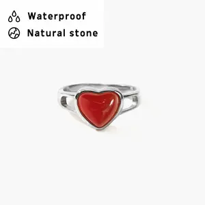 en route Carnelian Heart Ring in Silver, Natural Carnelian in A Waterproof Heart Design, Classic Everyday Jewelry for Chic & Timeless Outfits