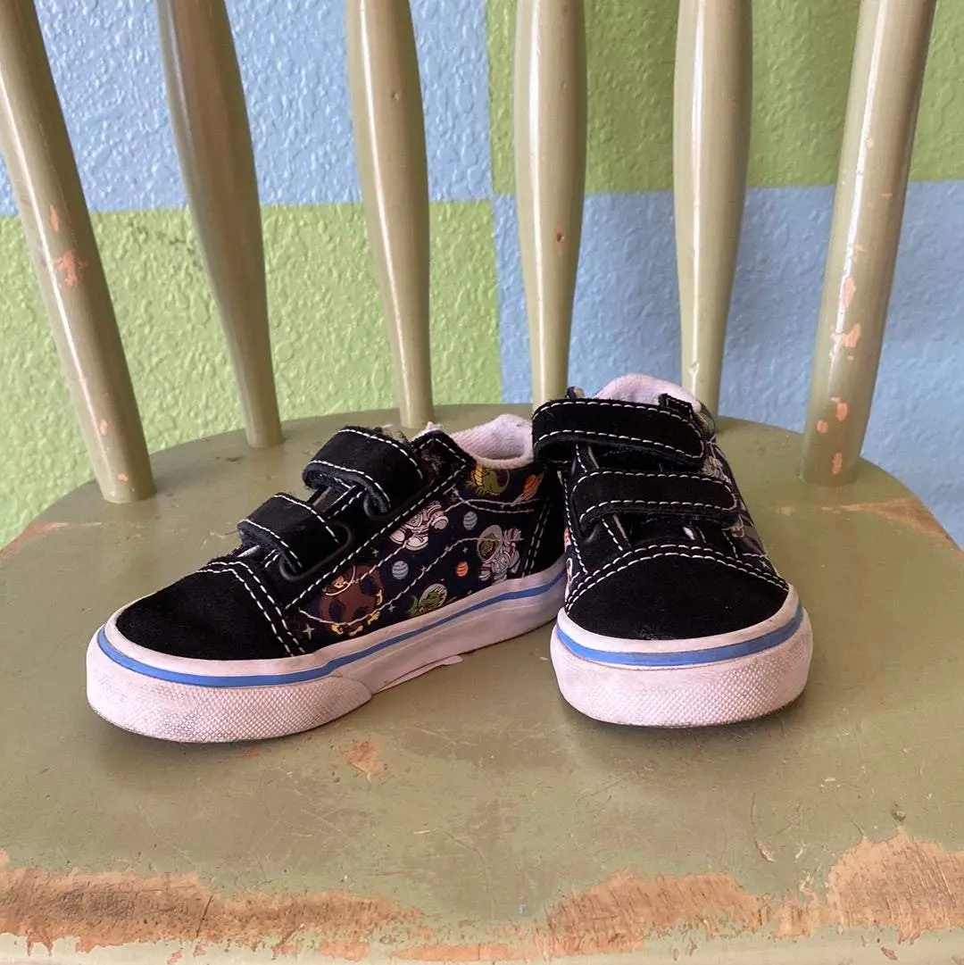 Space Velcro Vans, 5