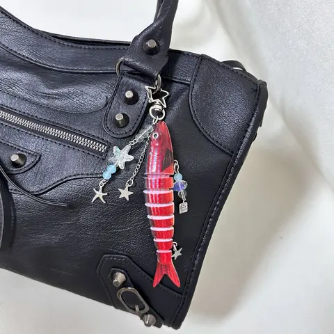 Lifelike Fish-Shaped Bag Charm Novelty 3D Star And Fish-Shaped Accessories Creative Fishing Lure Keychain For Fishing Enthusiasts Novel Gifts For Fishing Enthusiasts Bag Chain Accessories Key Chain Charms, Keychain Accessory