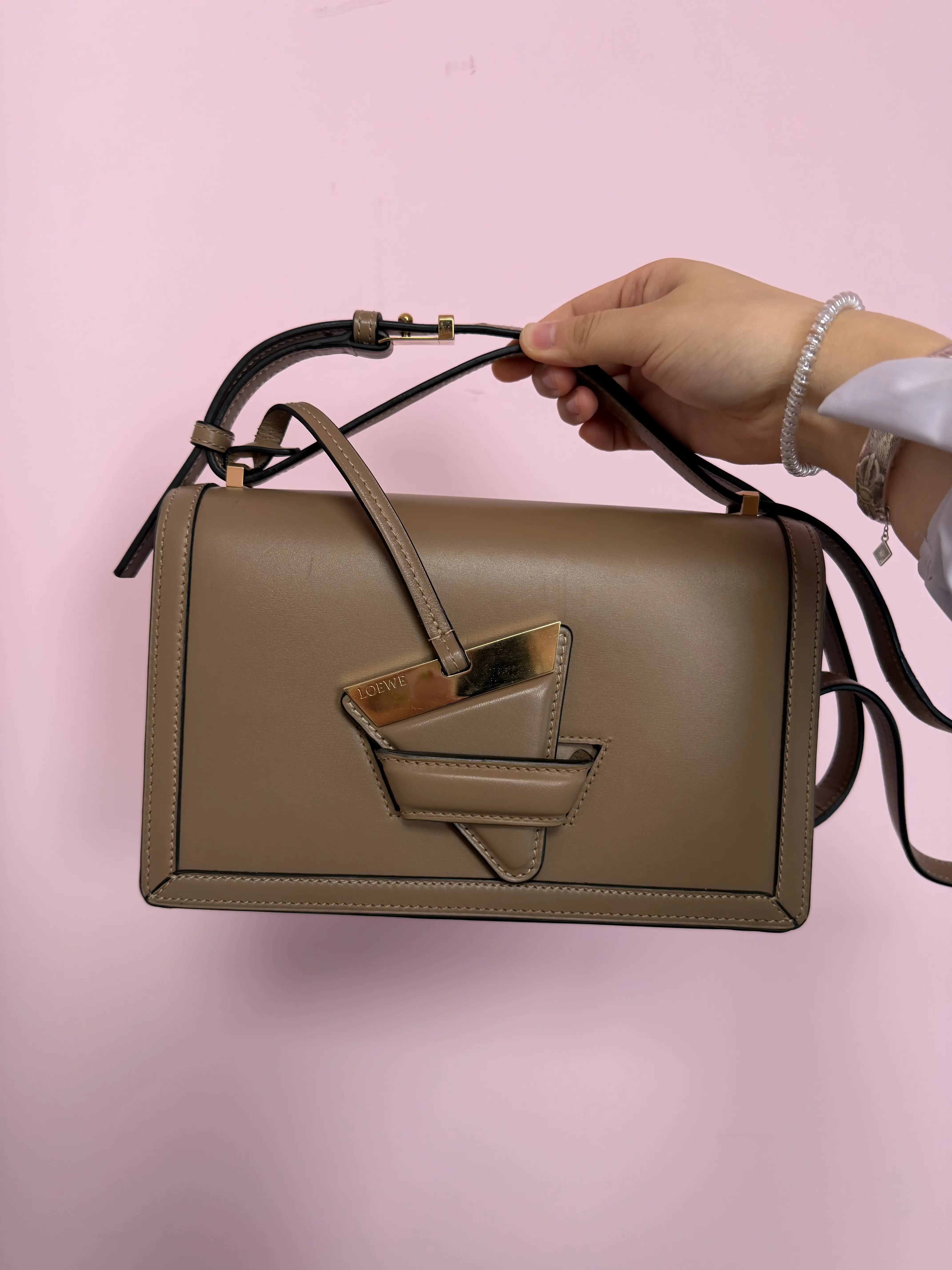 Pre-owned Loewe Pre loved Puzzle Mini Bag Taupe Smooth Leather Gold Hardware