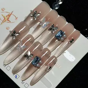 Press-on nails，Butterfly pattern, tile inlay, super long , Handmade jewelry, French-style jewelry, elegant and luxurious - the perfect choice for dates. The cat-eye jewelry is absolutely mesmerizing.