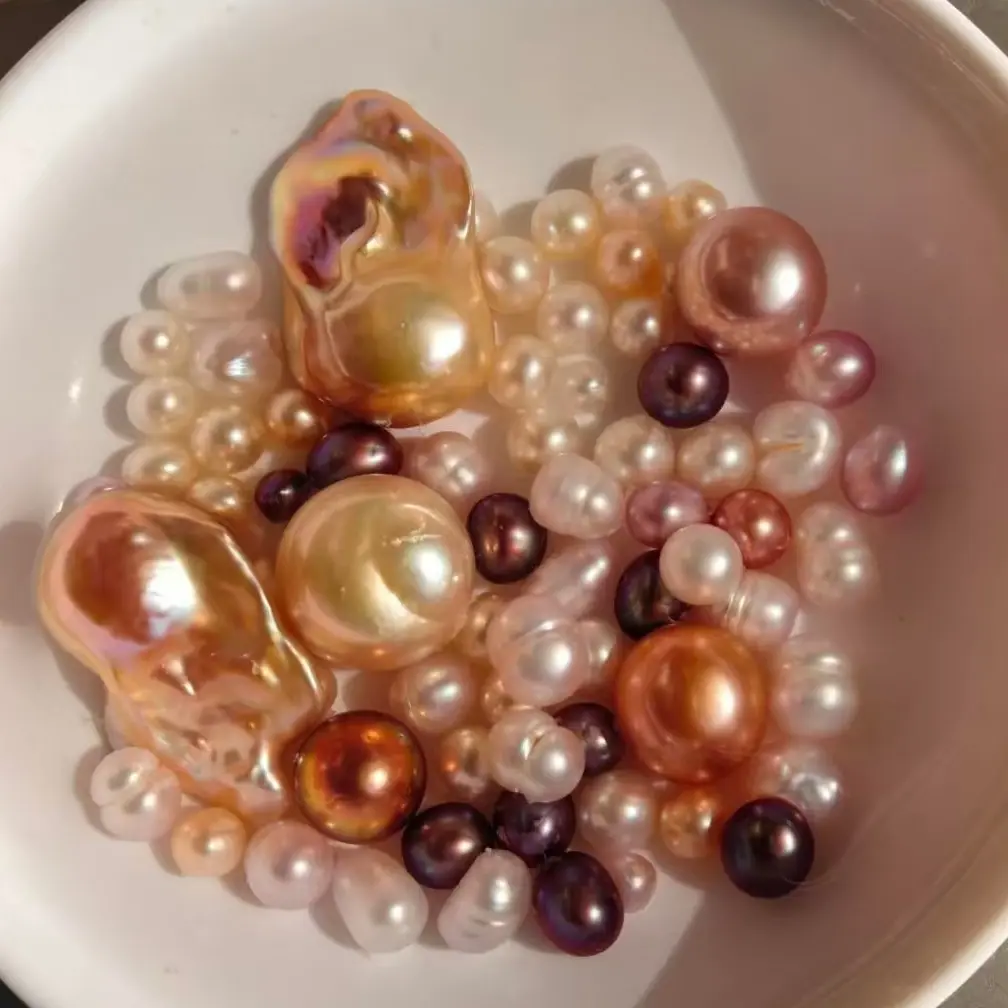 OPCO-【Freshwater Pearls+Design+Brooch+Fast Shipping】(Min 20 pcs Freshwater Pearls) (Open in Live) Natural Random Freshwater Pearls Multi Colors Genuine Freshwater Pearls