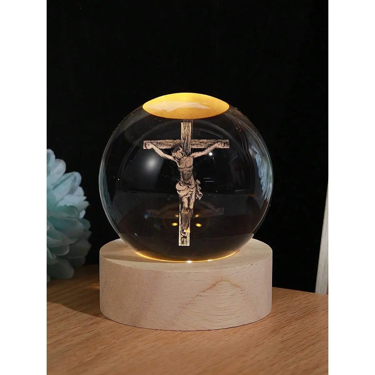 1pc Whimsical Eagle-Shaped Multicolor Glass Crystal Ball with Khaki Base - Unisex Whimsical Home Decor Statue, Room Decor for Study, Living Room Gift