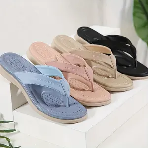 Women's soft bottom flip flops, casual and simple solid color flat slippers, lightweight indoor and outdoor beach shoes