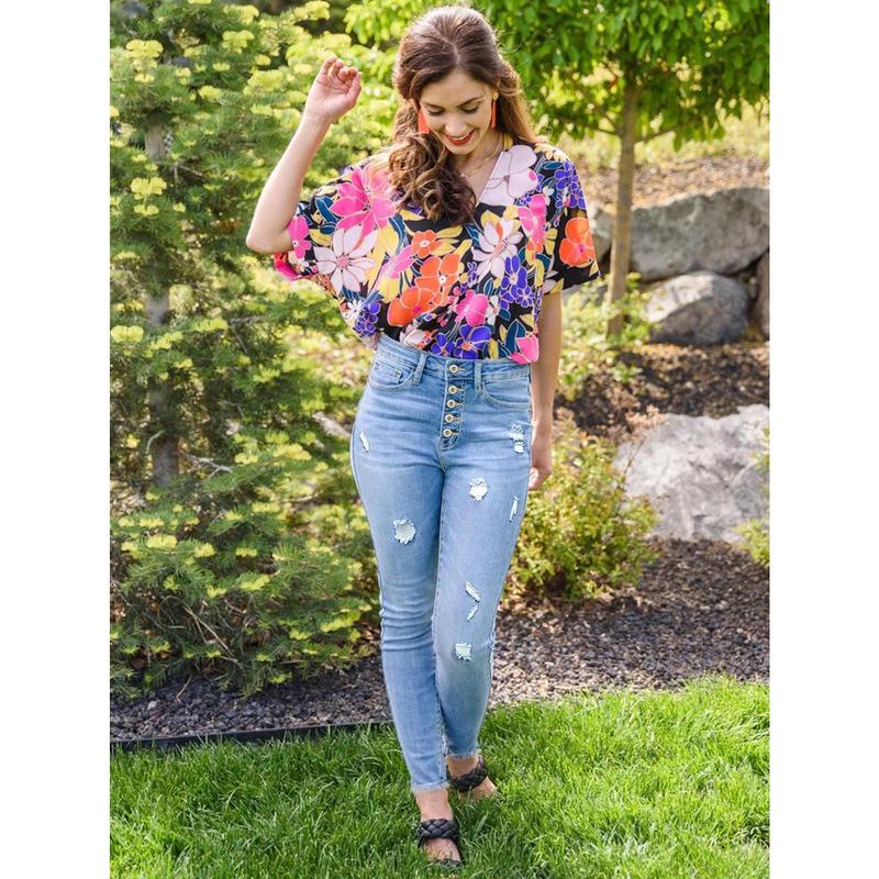 Plus Size Women's Plain Ripped Button Fly Skinny Stretchy Jeans, Fashion Casual Raw Hem Denim Pants for Daily Outdoor Wear, Ladies Bottoms for All Seasons