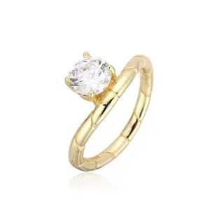 Wave Cz Ring