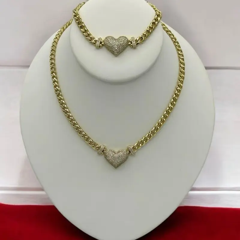 Gold Necklace and Bracelet Set with Heart Pendant and Cure Chain for Women