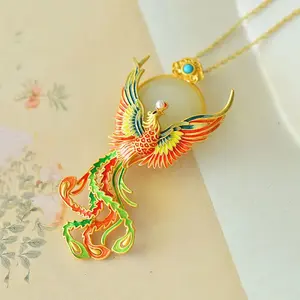 A colorful cloisonné phoenix brooch with a 45-centimeter gold chain, featuring a multi-purpose design that can be worn as a brooch or necklace. Crafted specifically for women, it presents luxurious jewelry in a classic courtly style.