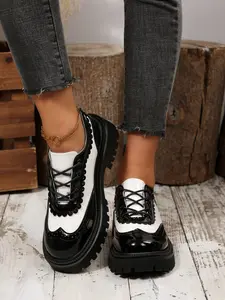 New Fashion Versatile Sweet Cool Colorblock Thick Sole Small Leather Shoes for Women, British Style Lace-Up Casual Single Shoe