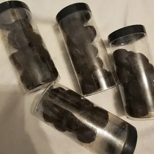 handmade Chadian and sudanese bakhoor kindekai in 16 0z 12 pieces  in clear containe traditional incense