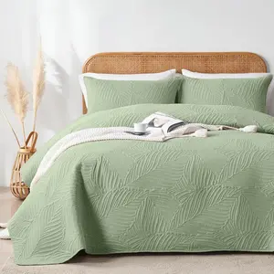 Quilt Bedding Set Soft Lightweight Sage Green Bedspread with Leaf   Microfiber Bed Coverlet for All Season (1 Quilt,1 Sham)