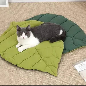 Seasonal Pet Bed Mat, Cat Pad, Leaf-Shaped Design, Suitable for Indoor Cats & Feral Cats, Upgrade Version 2026, 26.7x19.6 Inches