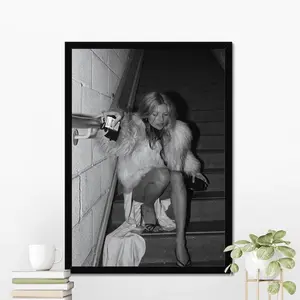 Vintage Kate Moss Poster, Fashion Model Icon Poster, Black & White Remastered Photograph3 ( Unframe)