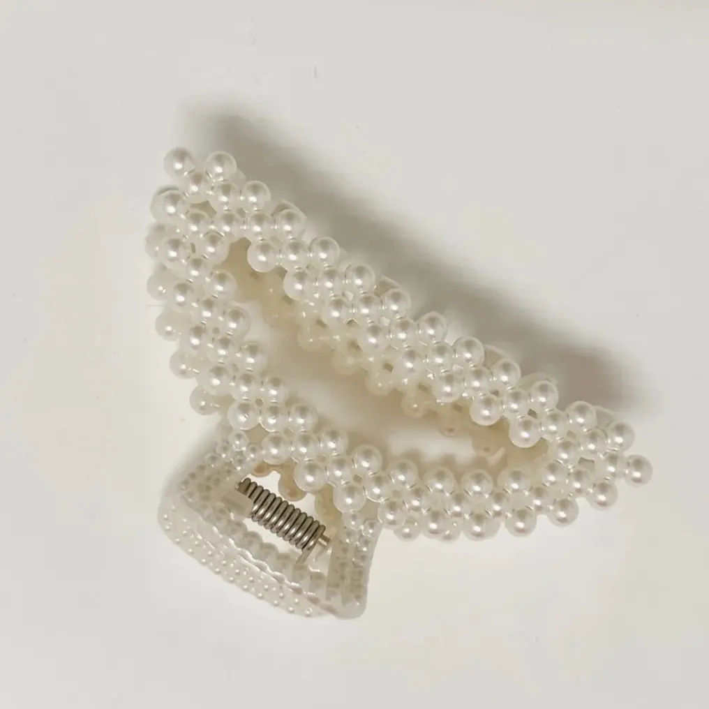 My Girl in LA Zoya Pearl Hair Clip