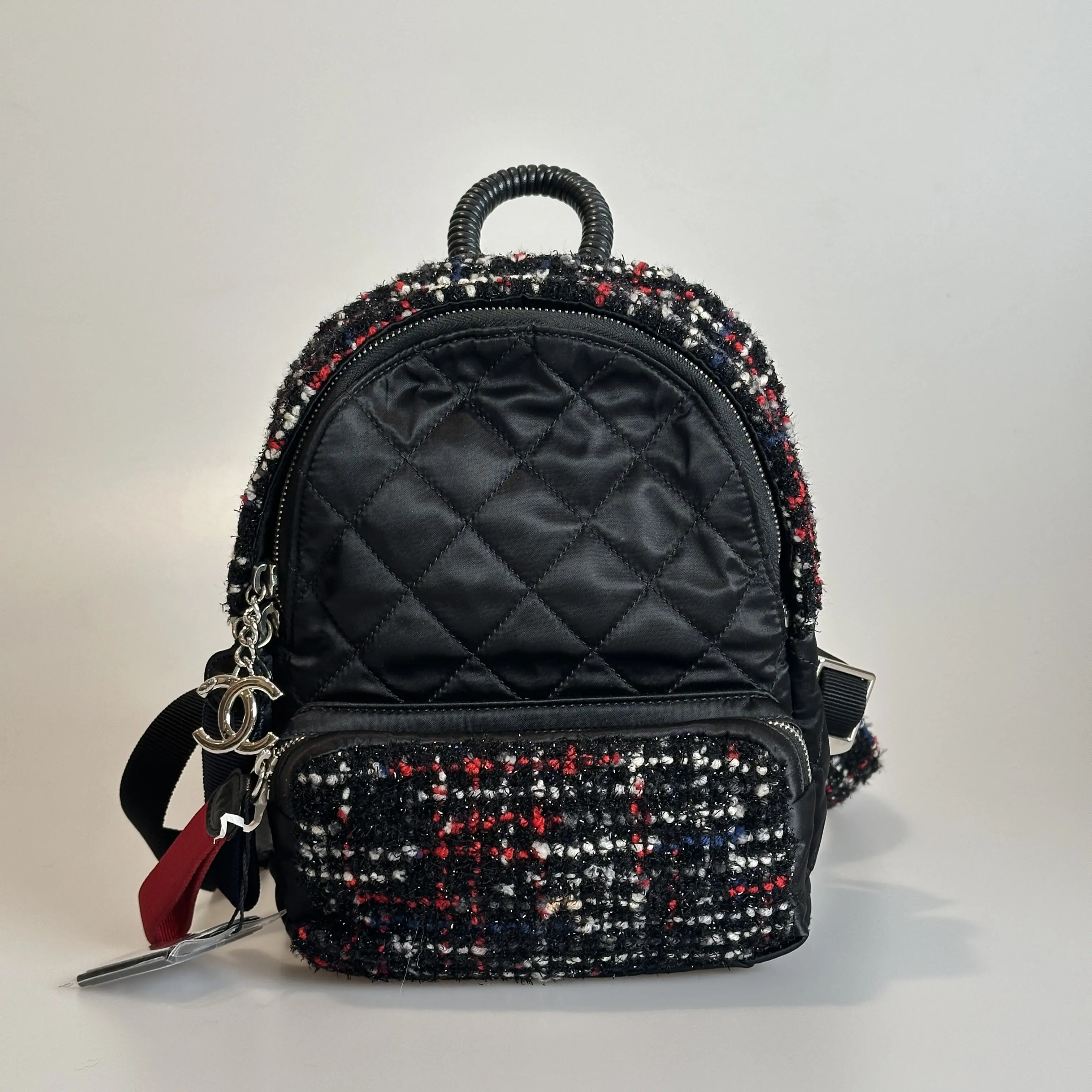 Pre-owned CHANEL Tweed Backpack Black Nylon Quilted with Red Black White Patchwork 82603712