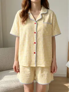 Women's Plaid Print Short Sleeve Pajama Sets Gingham Sleepwear Two Piece Loungewear Summer Home Outfits Casual Nightwear Button Down Shirts Matching Shorts Relaxed Fitting Clothes Daily Wear Pjs Sets