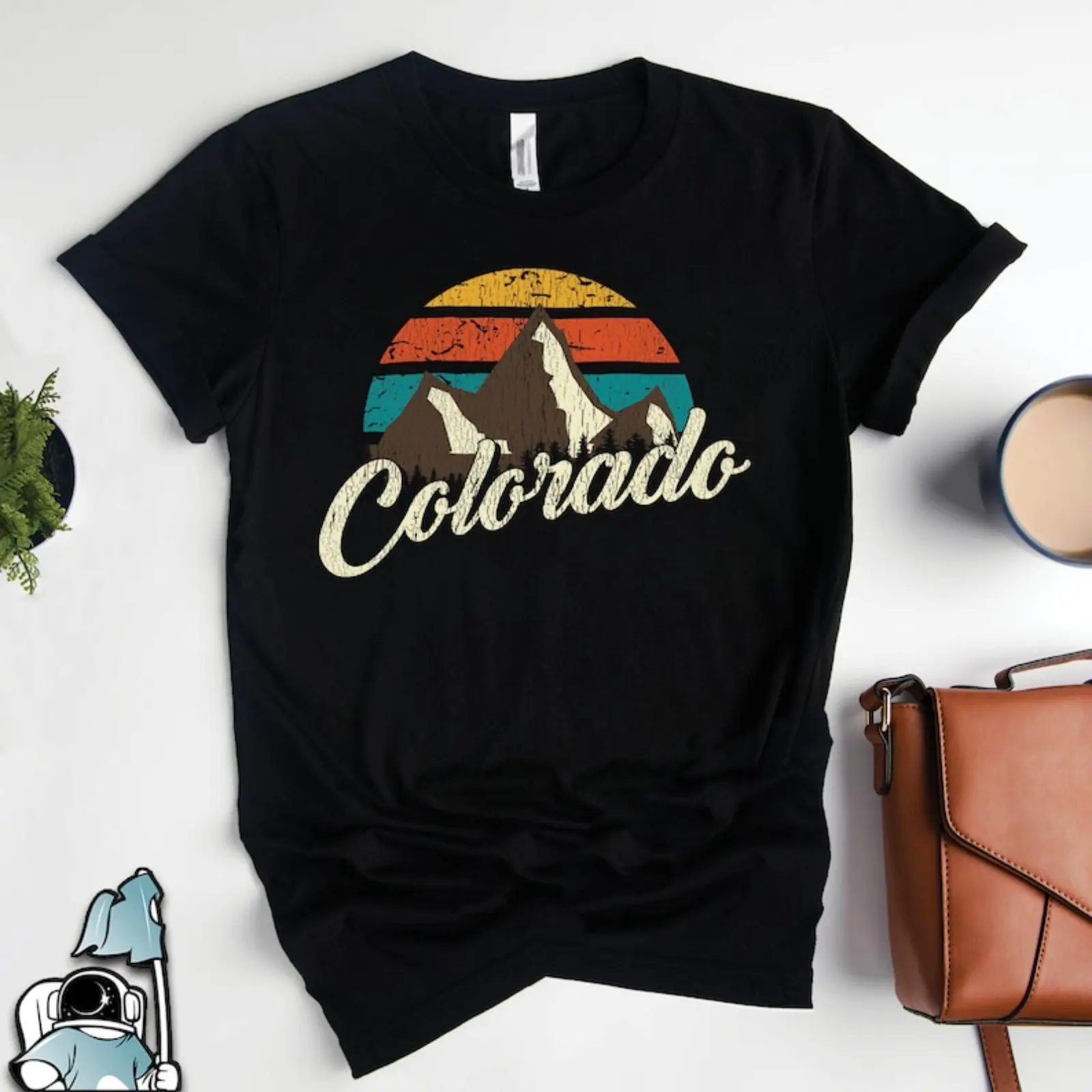Men's Casual Graphic T-Shirt with Retro Colorado Mountain Print, 100% Cotton Knit All-Season Short Sleeve Tee, Regular Fit Round Neck Top for Hiking, Shortsleeve, Menswear