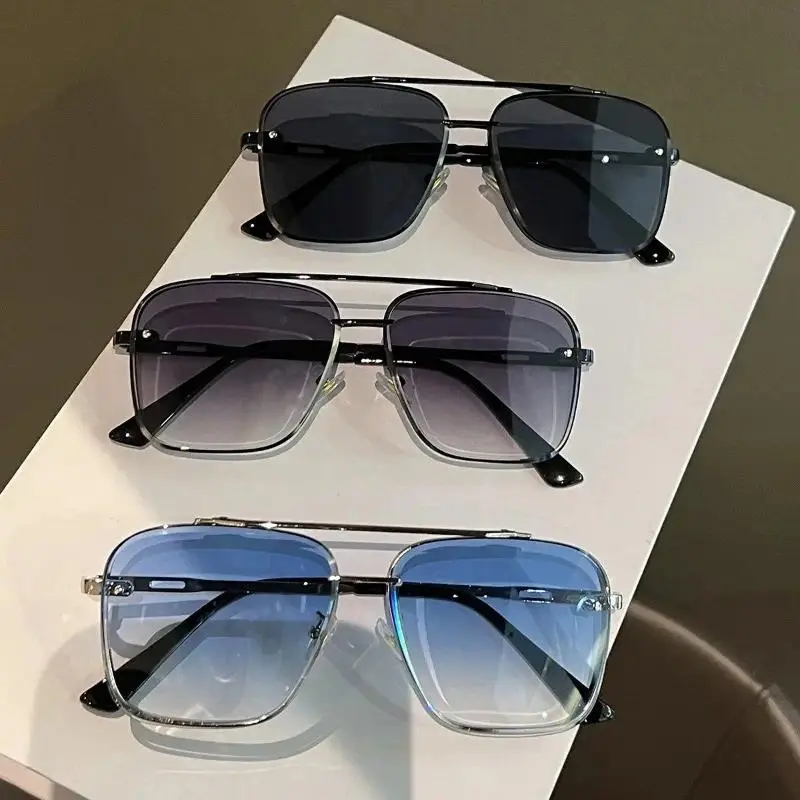 Unisex Sleek Luxury Alloy Square Sunglasses - Lightweight Durable Steel Frame, UV400 Gradient Tint Lenses, Wear-Resistant Outdoor Fashion Street Style Eyewear for Driving, Cycling