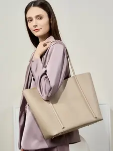 Leather Women's Tote Bags Cowhide Single-Shoulder Large Capacity for Work & Commuting Hand-Held Style