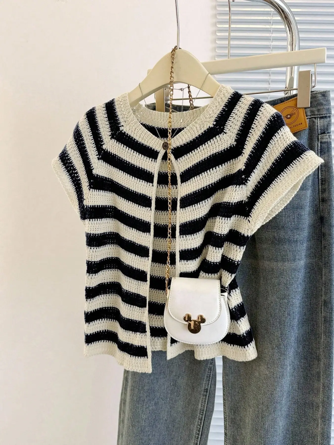 Women's Casual Commuter Slim Fit Knit Top, & Striped Zipper Short Sleeve, Summer Fashion, Comfortable and Stylish, Everyday, Knitwear, Casual Summer Womenswear