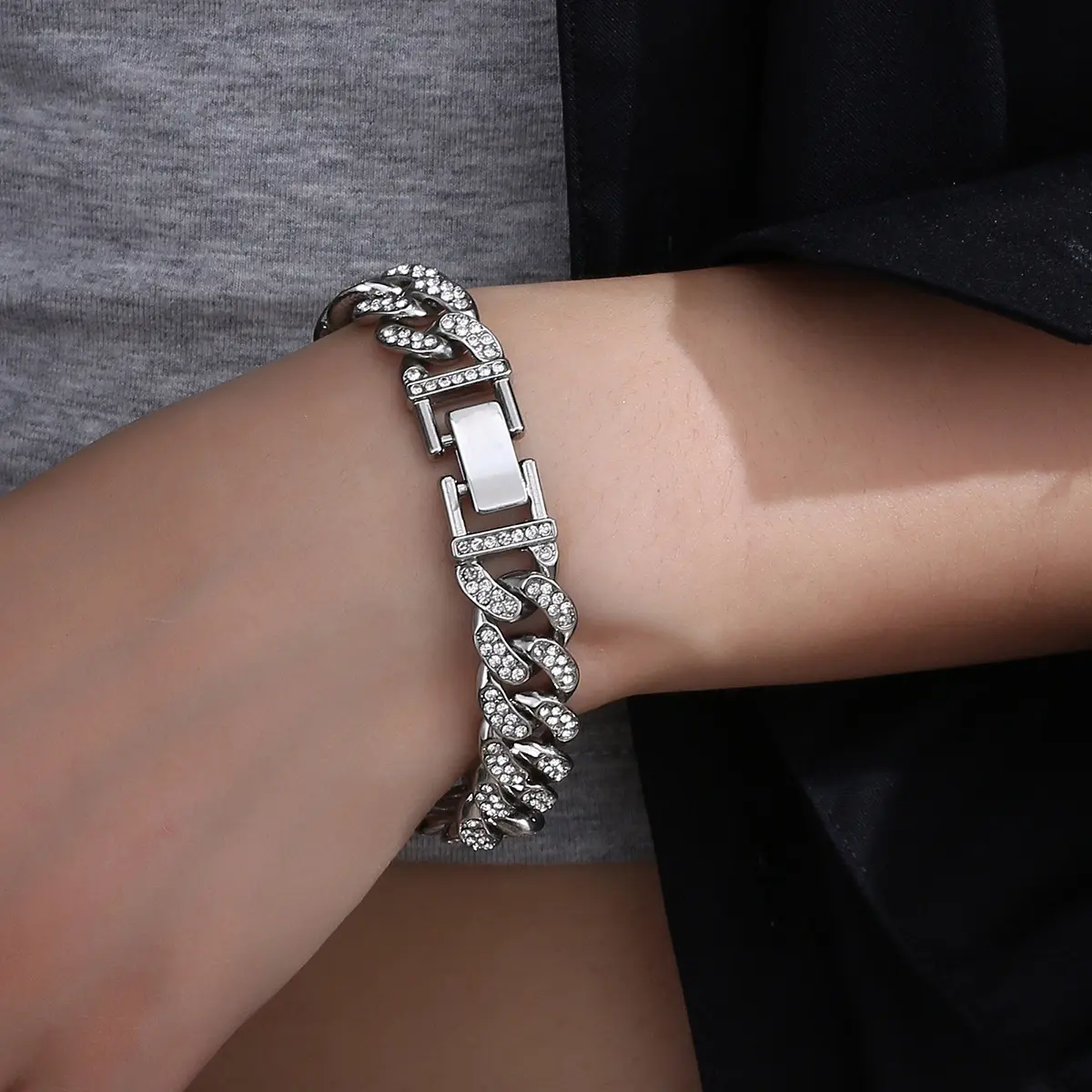 Unisex Cuban Link Crystal Bracelet - 18-21cm Titanium Steel, Effortlessly Cool Hip Hop Street Style, Crystal Accents, Ice Finish, Fade-Resistant High-Quality Casual Daily Fashion Accessory
