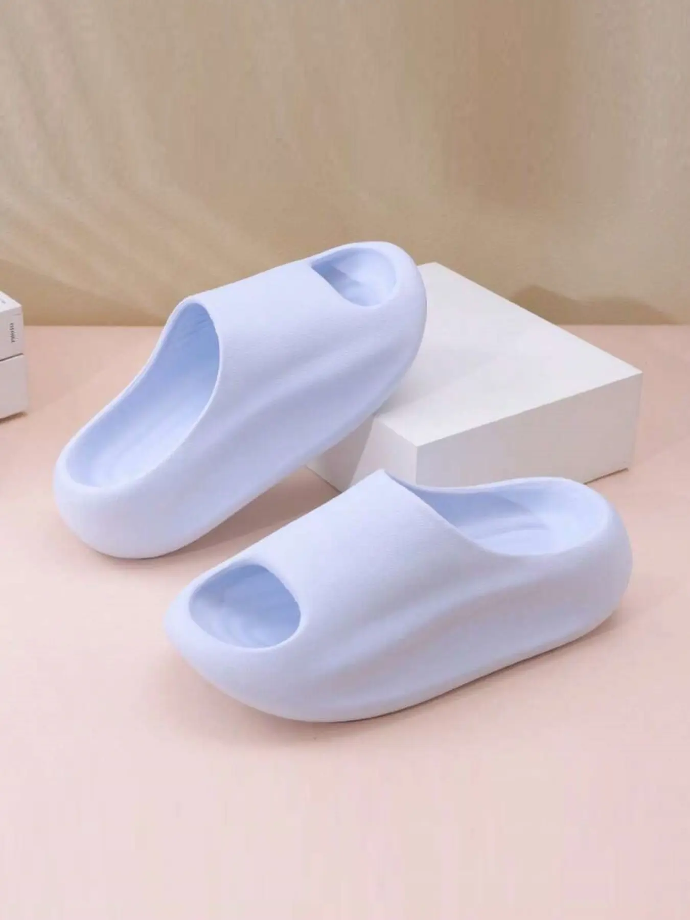 Women's Comfortable Slippers, Soft and Lightweight, Eva Eco-Friendly Material, Perfect for Daily Wear, Casual Home Shoes, Soft Sole Slippers